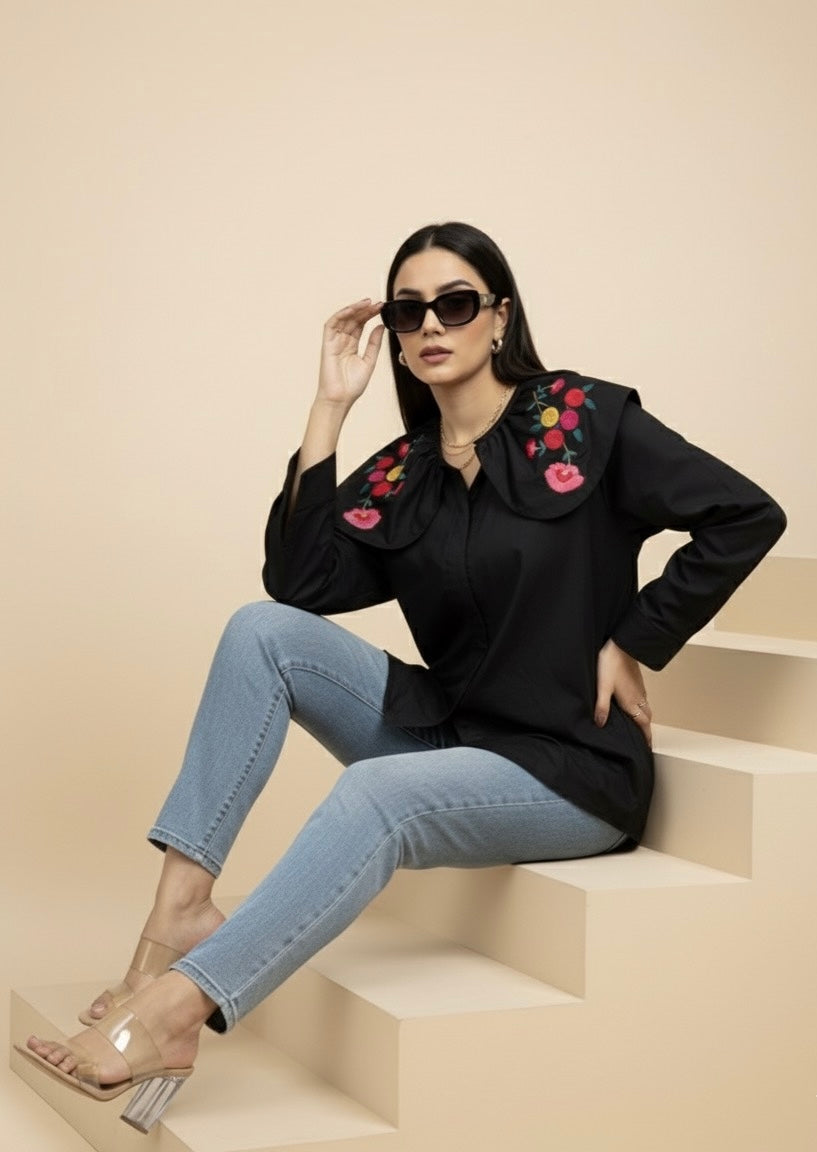 BLOSSOM BLACK PETER PAN COLLAR SHIRT